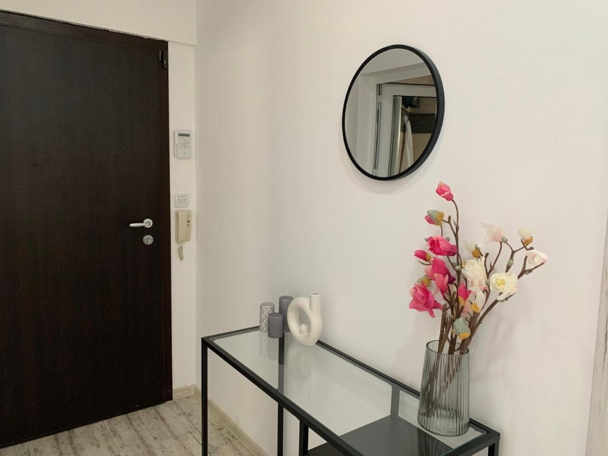Nordic Style Apartment With Underground Parking Sofia Eksteriør bilde